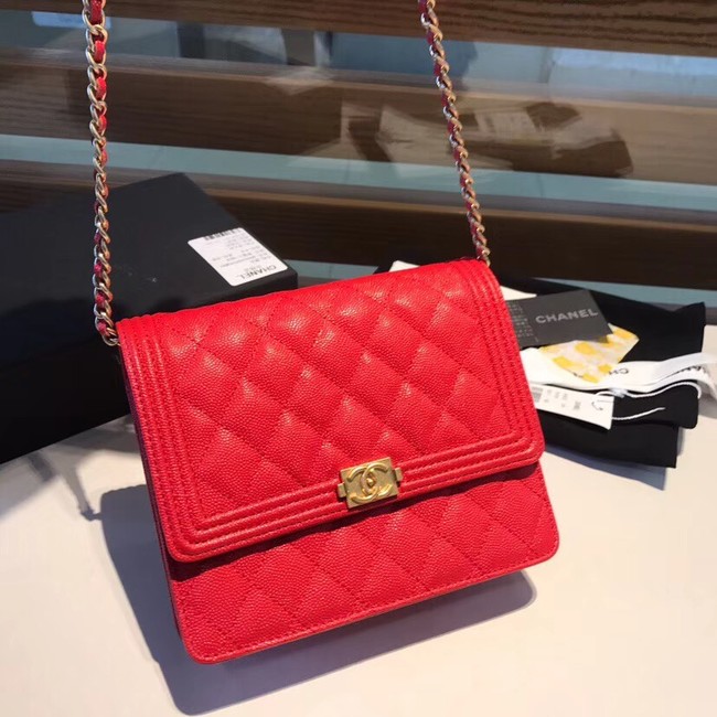 Boy chanel clutch with chain A84433 red