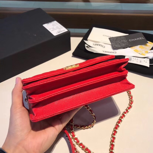 Boy chanel clutch with chain A84433 red