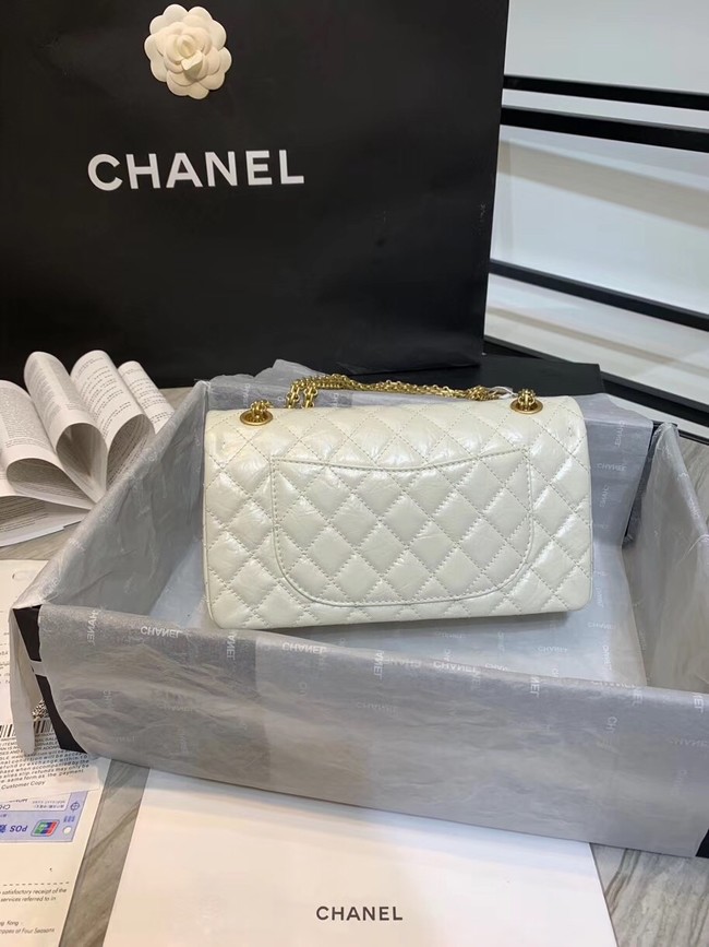 Chanel 2.55 handbag Aged Calfskin, Charms & Gold-Tone Metal A37586 creamy-white