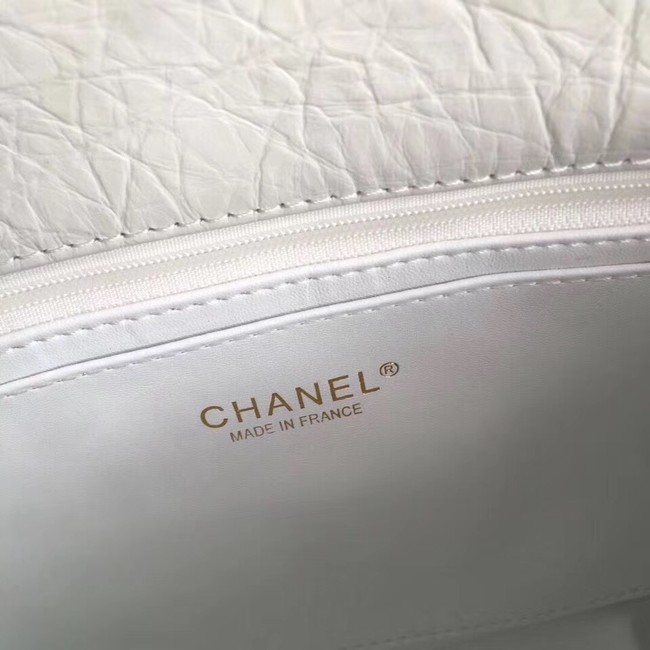 Chanel classic clutch Calfskin & Gold-Tone Metal 35629 white
