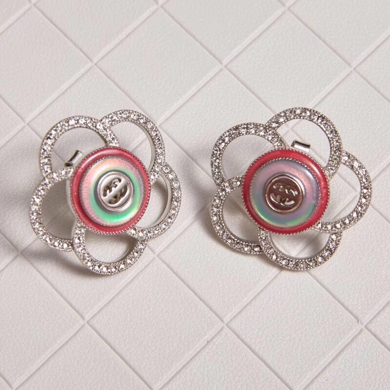 Chanel Earrings 18336