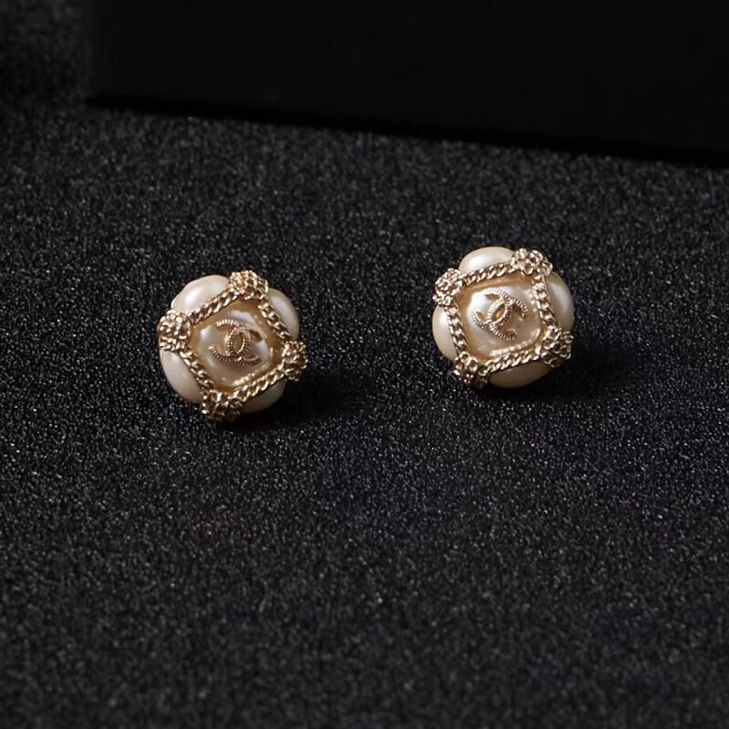 Chanel Earrings 18344