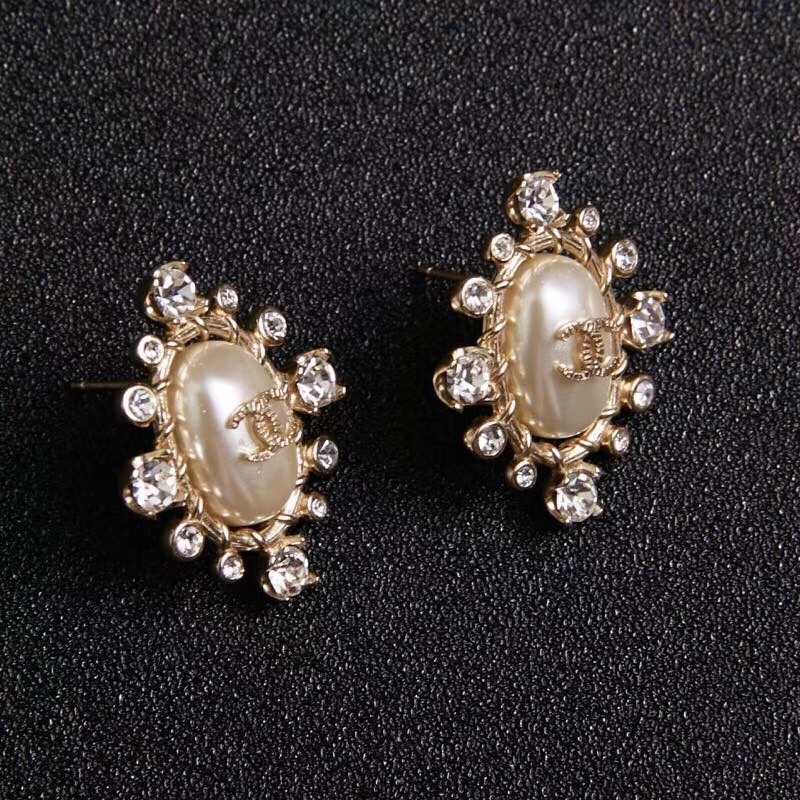 Chanel Earrings 18355
