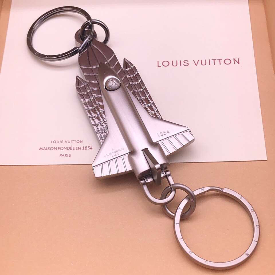 Louis Vuitton Keychain LV122629