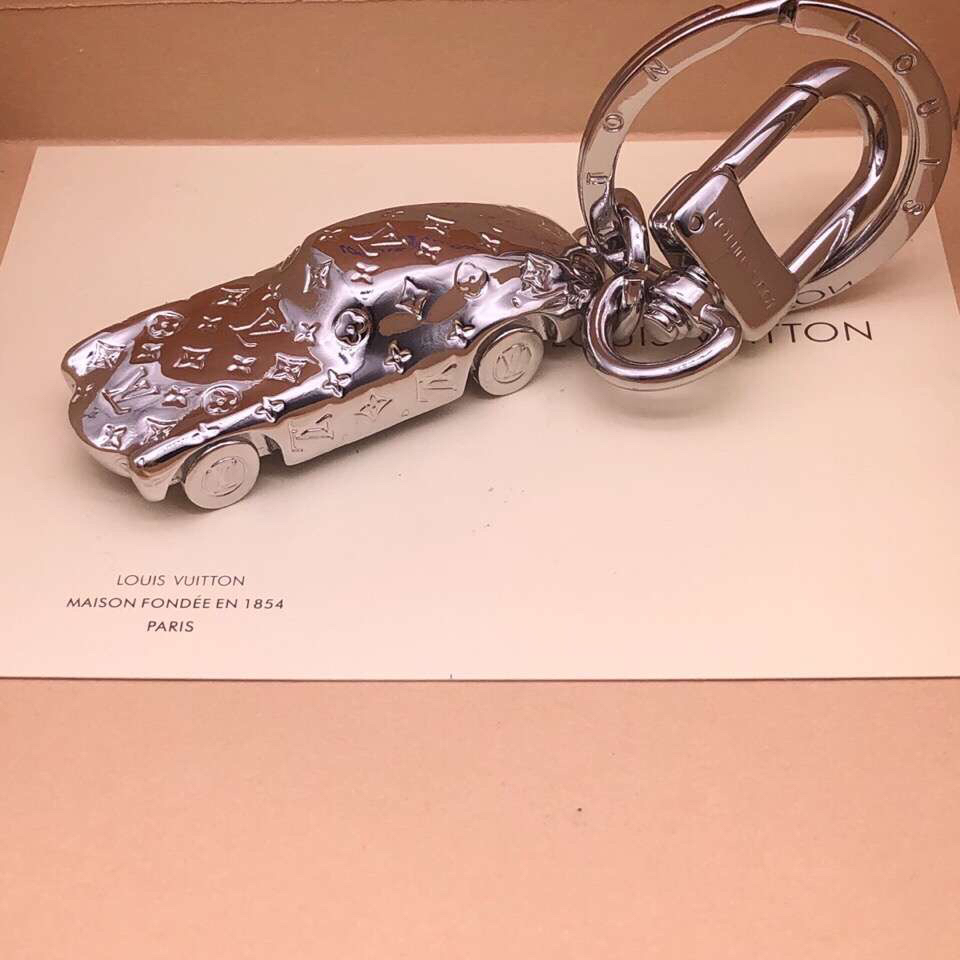 Louis Vuitton Keychain LV122630