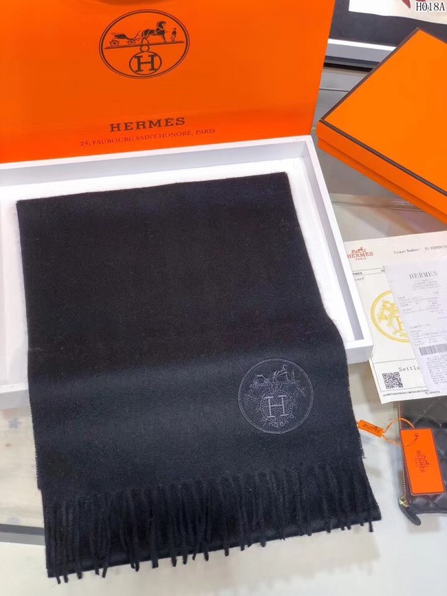 Hermes Cashmere scarf H2599 black