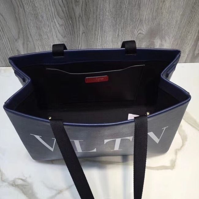 VALENTINO Rockstud grained leather shopper bag V2052 dark blue