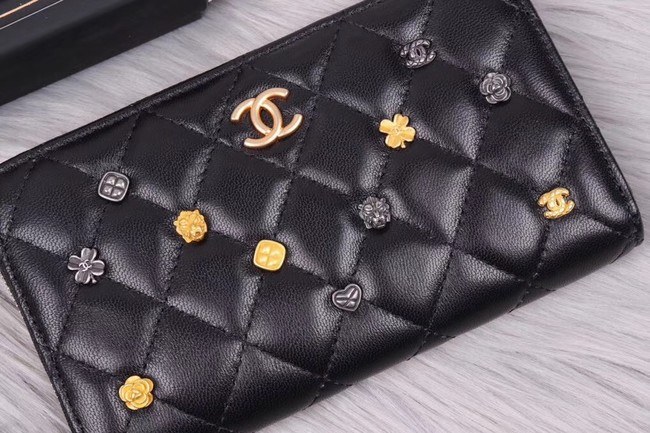 Chanel Lambskin & Gold-Tone Metal A81611 black