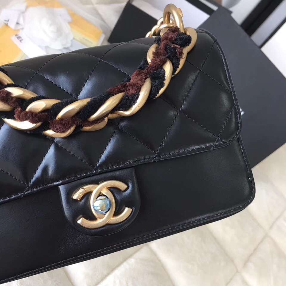 Chanel flap bag Crumpled Calfskin Cotton & Gold-Tone Metal A91865 Black