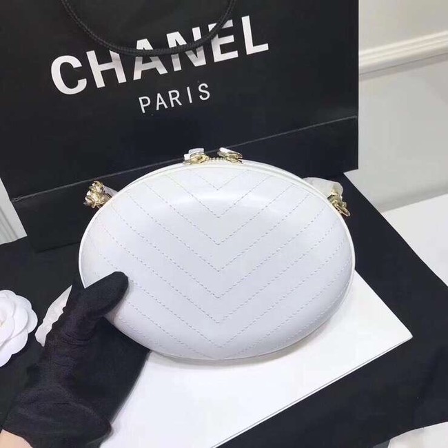 Chanel evening bag Embroidered Lambskin & Gold-Tone Metal AS0204 white