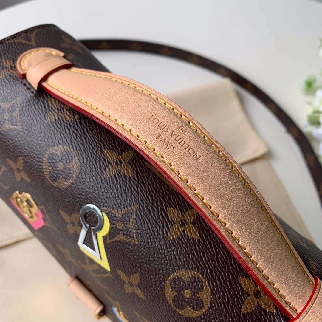 Louis Vuitton Original Monogram Canvas POCHETTE METIS M44366