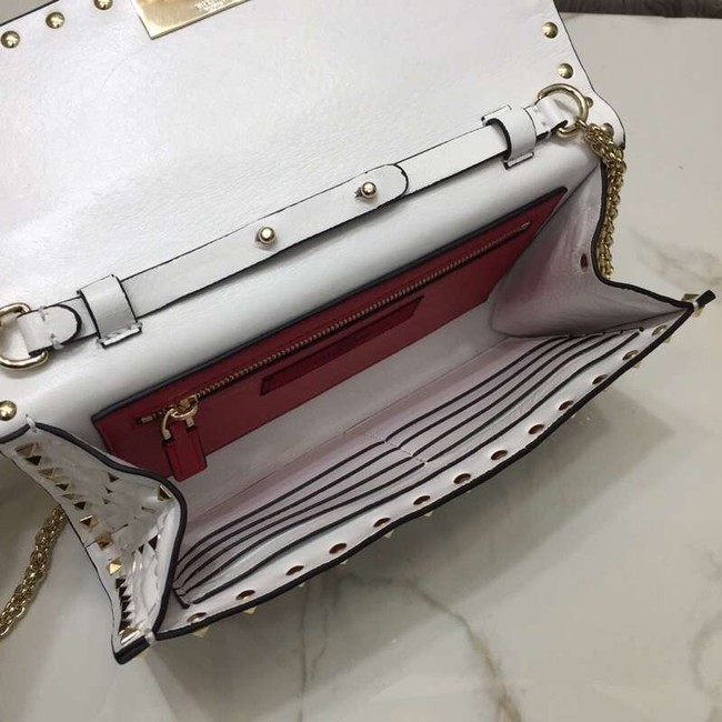 VALENTINO Rockstud quilted leather cross-body bag 5830 white