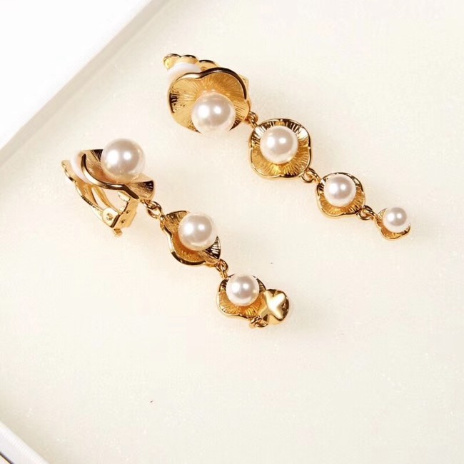 Chanel Earrings CE1946