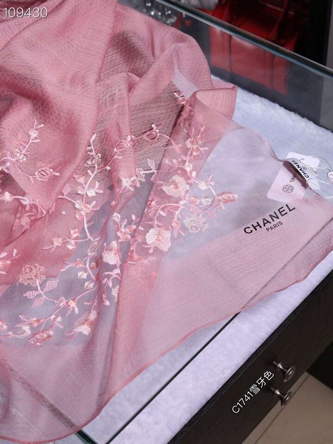 Chanel Cashmere Scarf CH1110B pink