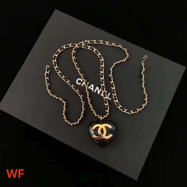 Chanel Necklace CE1950