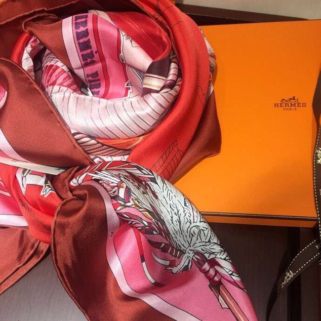 Hermes Scarf in silk twill with hand rolled edges H2562