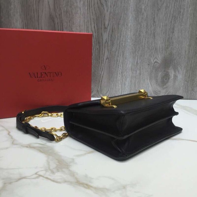 VALENTINO Uptown shoulder bag A3196 black