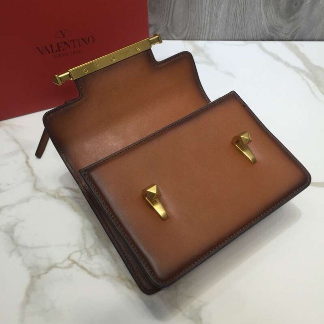 VALENTINO Uptown shoulder bag A3196 brown