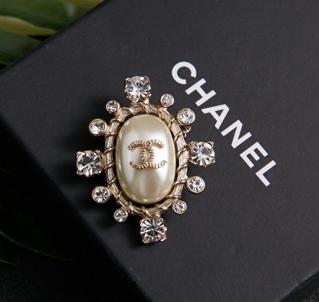 Chanel Brooch CE2030