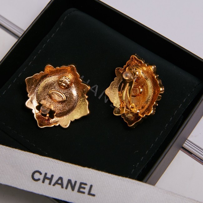 Chanel Earrings CE2035