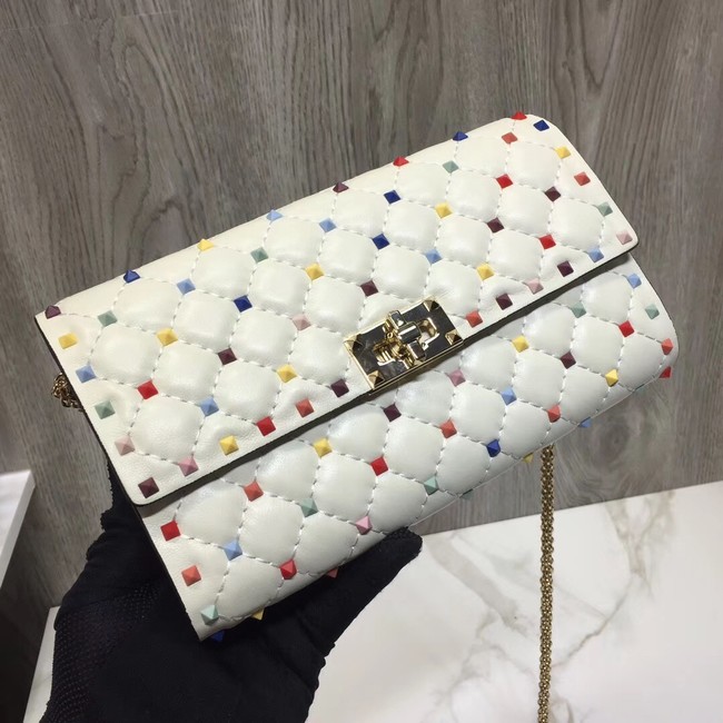 VALENTINO Rockstud Spike quilted clutch 72610 white