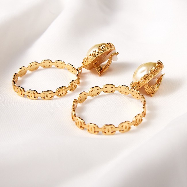 Chanel Earrings CE2075