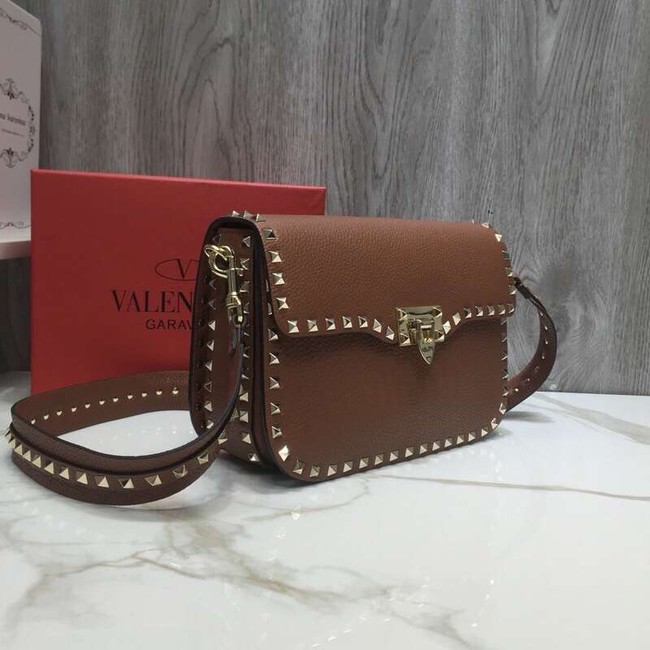 VALENTINO Rockstud grained leather messenger 0936B brown