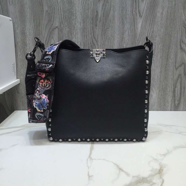 VALENTINO Rockstud grained leather messenger 50031 black