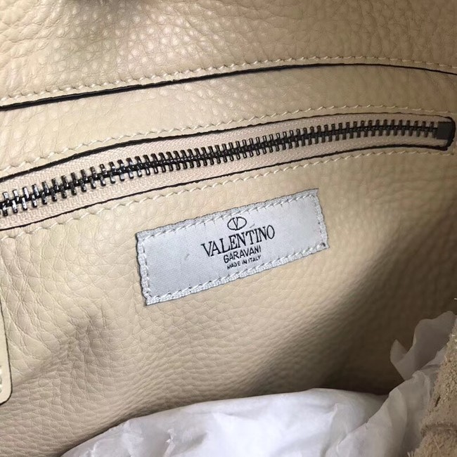 VALENTINO Rockstud leather messenger bag 50031 off-white