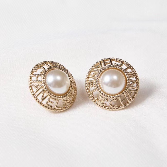 Chanel Earrings CE2106