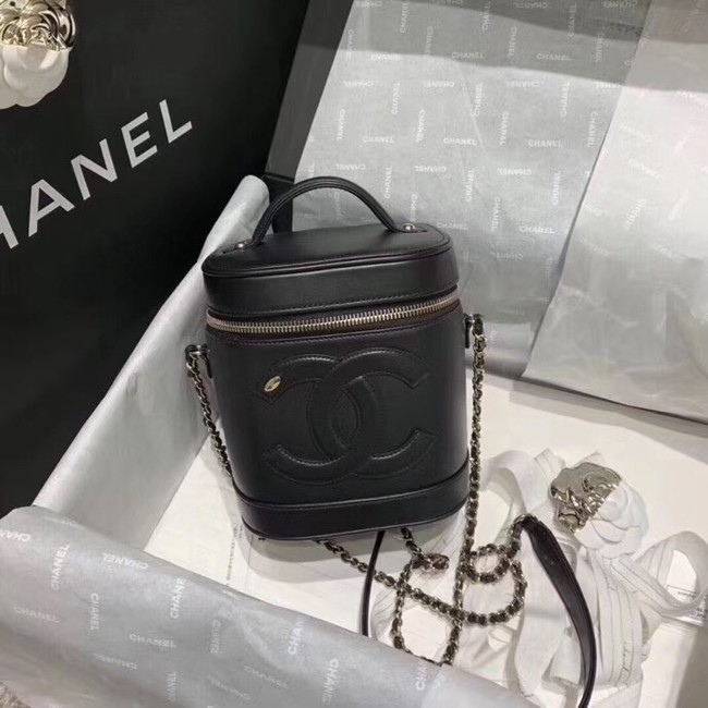 Chanel vanity case Lambskin & Gold-Tone Metal AS0323 black