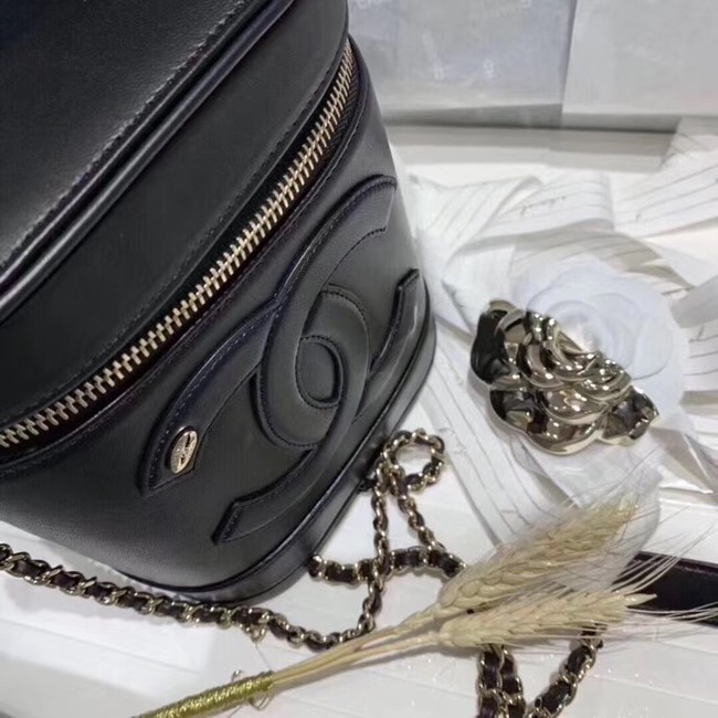 Chanel vanity case Lambskin & Gold-Tone Metal AS0323 black