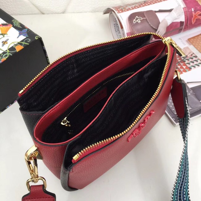 Prada leather shoulder bag 66136 red