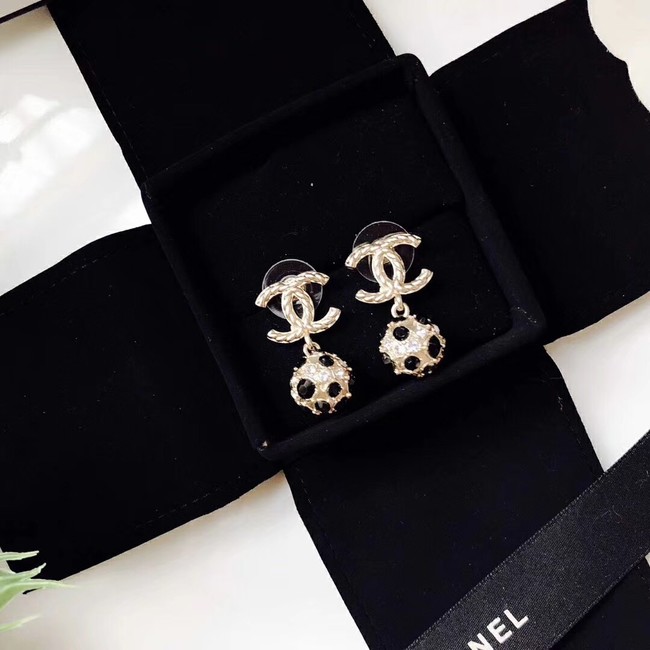 Chanel Earrings CE2208