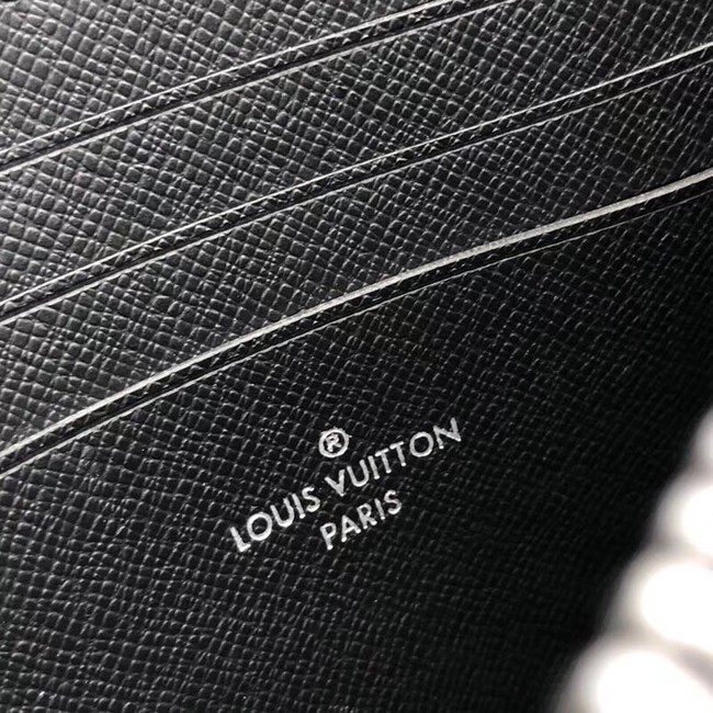 Louis Vuitton Monogram Eclipse DISCOVERY POCHETTE M44323