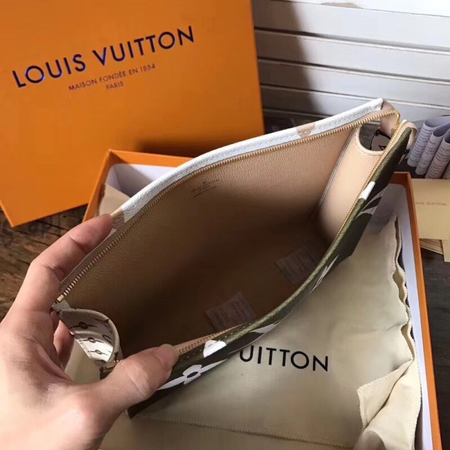 Louis Vuitton Monogram Pouch 26 m47542 Khaki