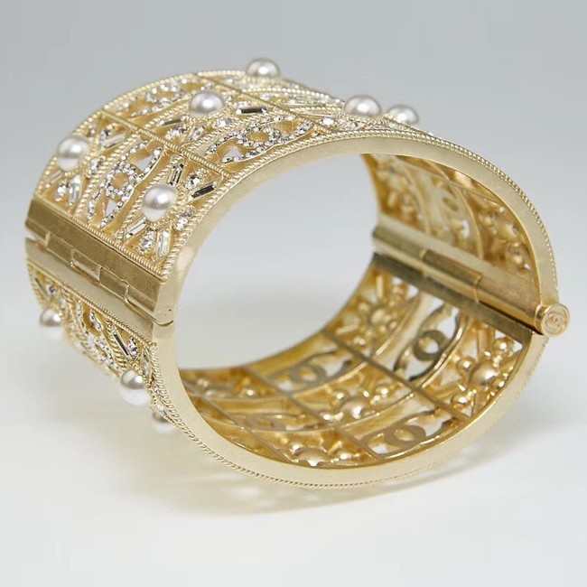 Chanel Bracelet CE2298