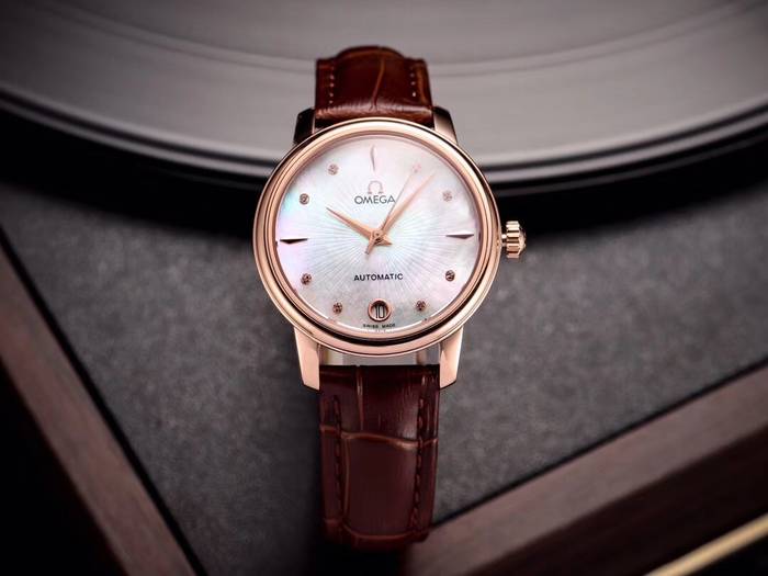 Omega Watch OM20052