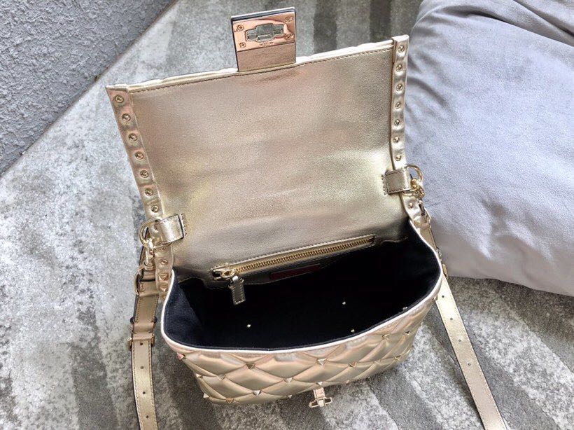 VALENTINO Candy Rockstud quilted leather shoulder bag 6019 gold