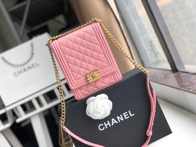 Boy chanel handbag Grained Calfskin & Gold-Tone Metal AS0130 pink