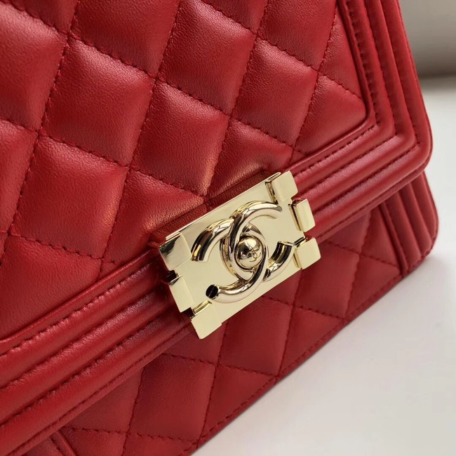 Boy chanel handbag Patent leather & Gold-Tone Metal AS0130 red