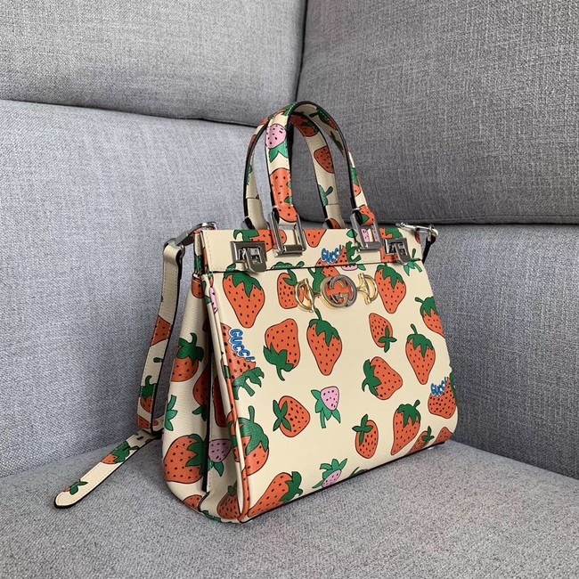 Gucci Zumi Strawberry print small top handle bag 569712