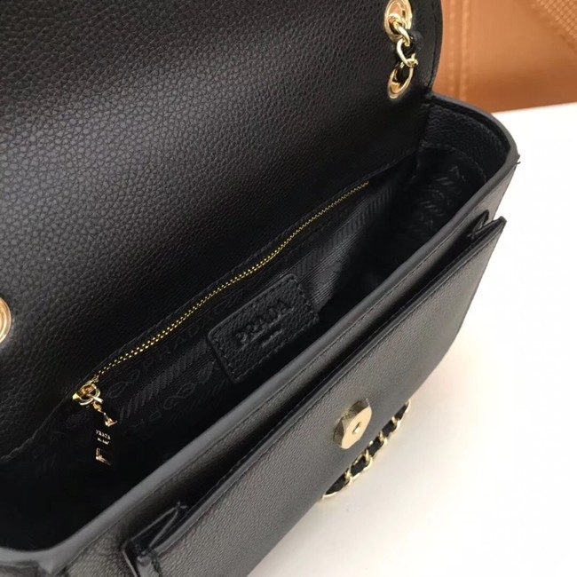Prada Calf leather shoulder bag 3011 black