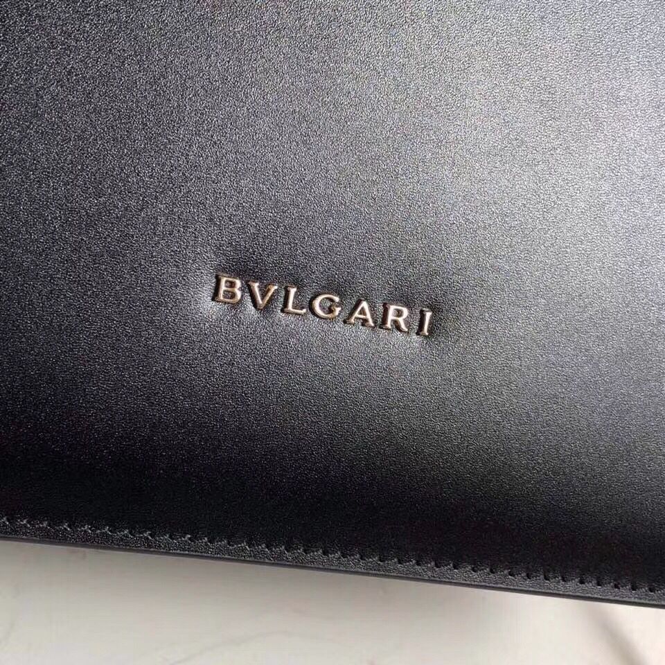 BVLGARI Serpenti Forever Devil Pearl Fish Skin Leather Shoulder Bag 058962 Black