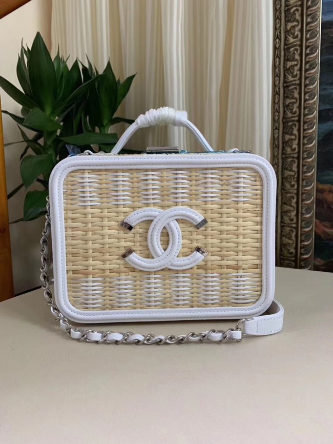 Chanel Vanity Case Original Weave A93343 white