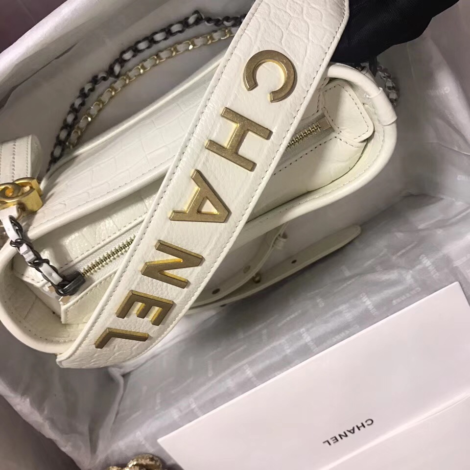 Chanel gabrielle small hobo bag A91810 white