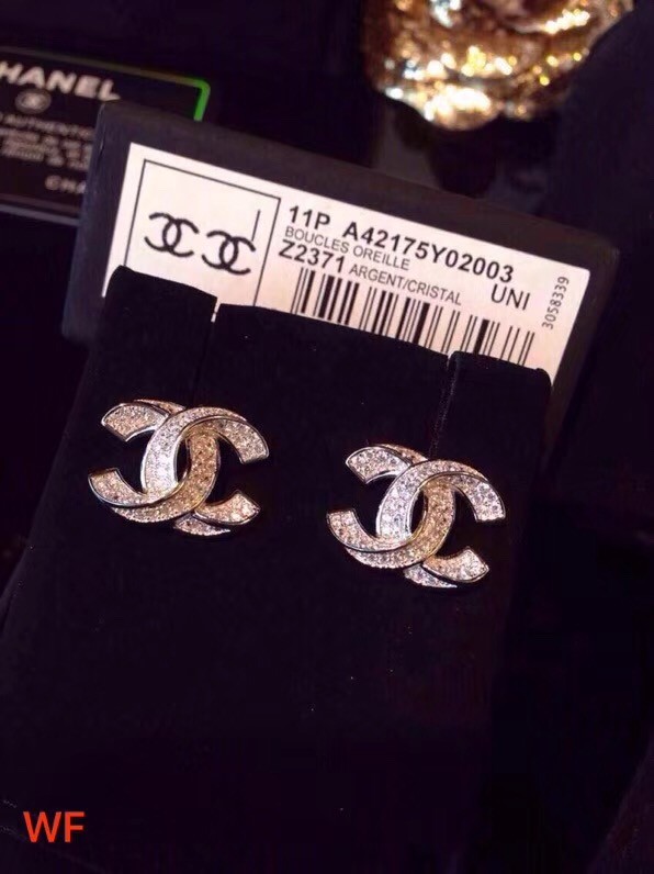 Chanel Earrings CE3404