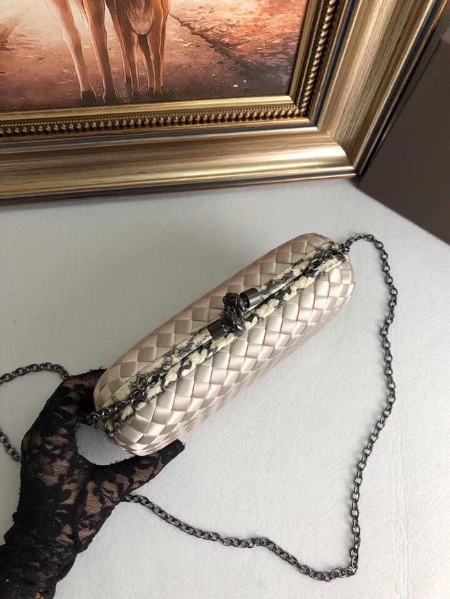 BOTTEGA VENETA Knot snakeskin-trimmed satin clutch 62548 beige