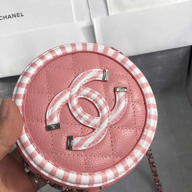 Chanel Original Clutch with Chain B81599 pink