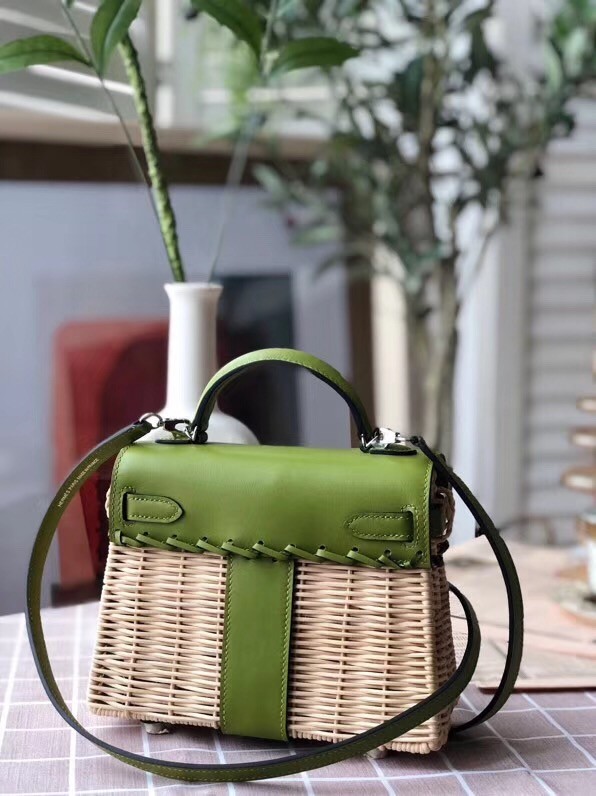 Hermes kelly picnic bag 9810 green